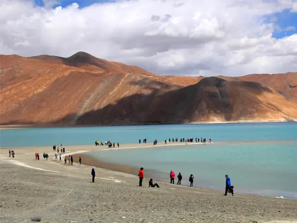 Nubra Valley & Pangong Tour